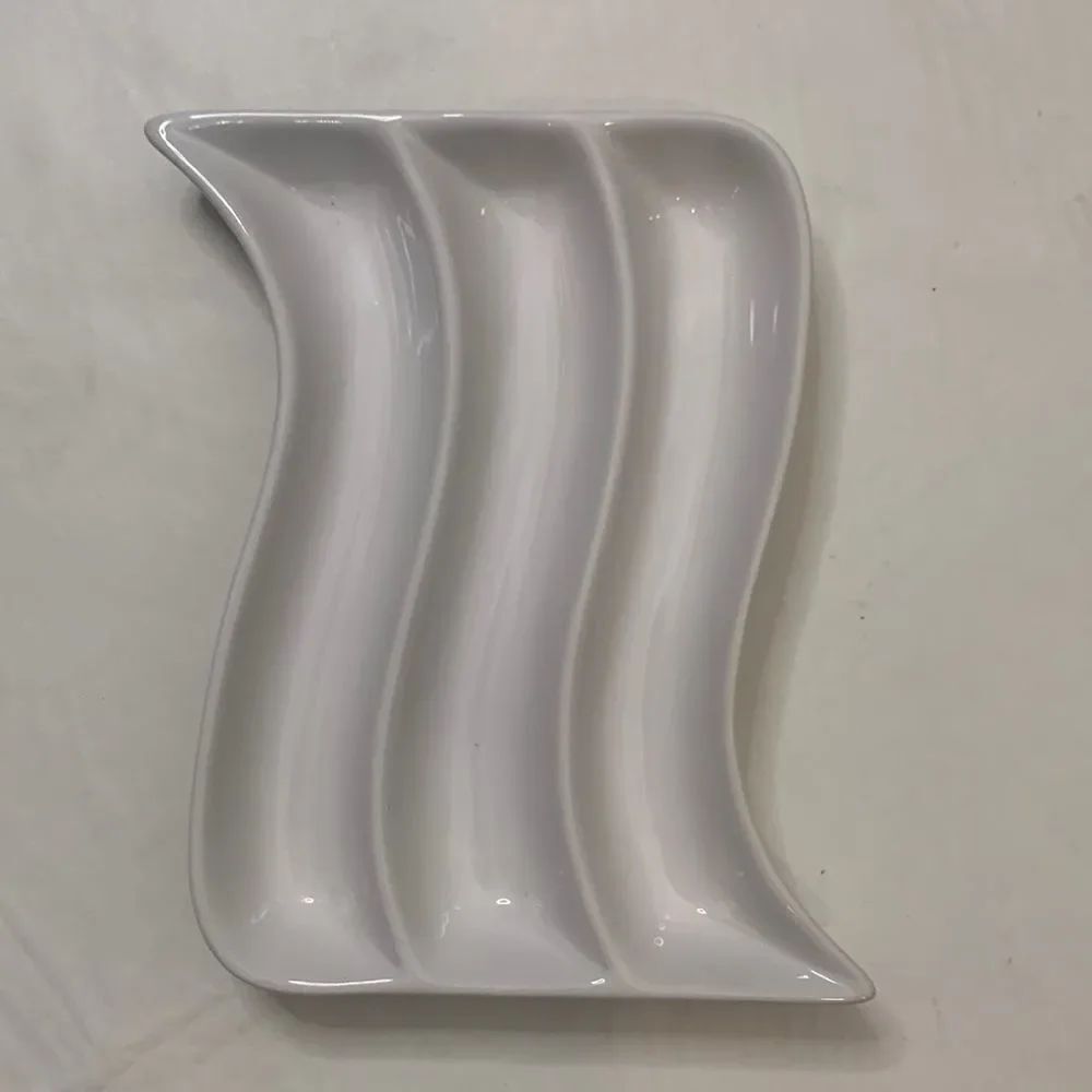 Today’s Living Divided White Ceramic 3 Section Olive Appetizer Nut Trinket Dish